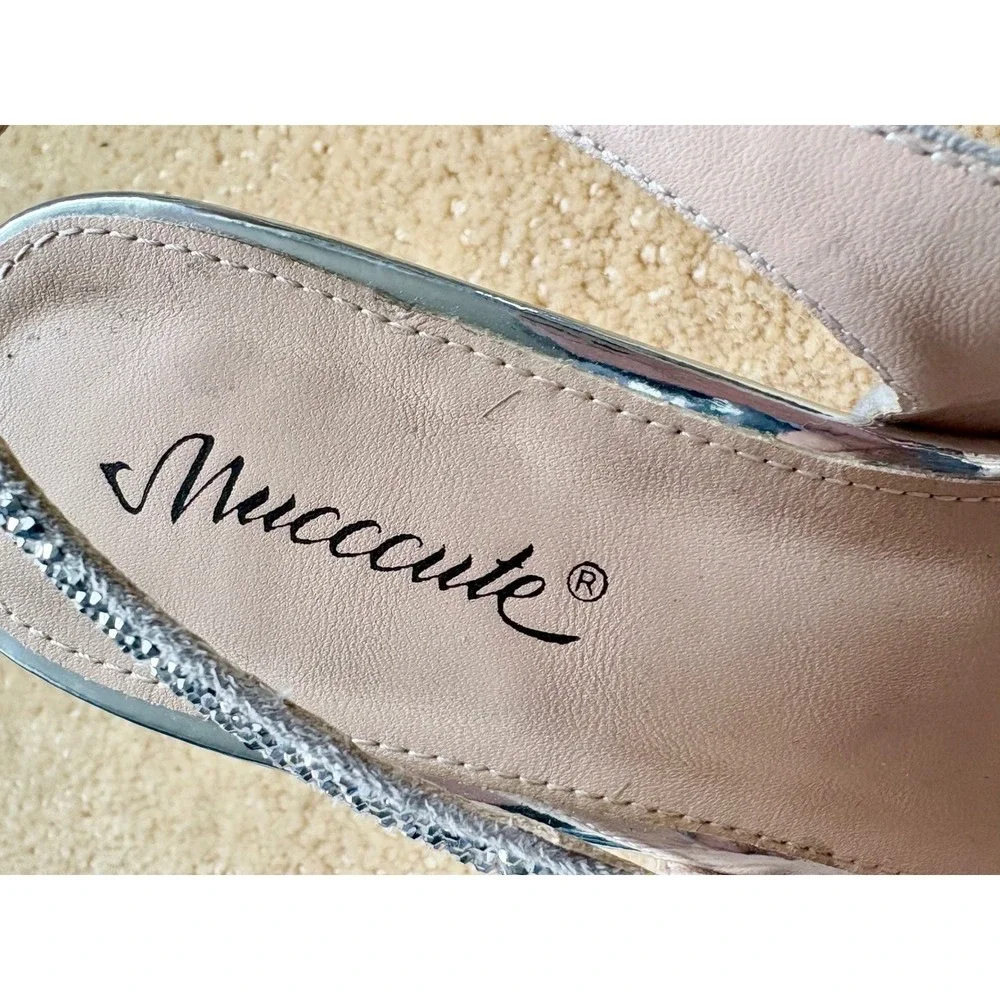 NWOT Mucccute Silver Rhinestone Slingback Pointed‎ Toe Sculptural Heel  Gala 7.5
